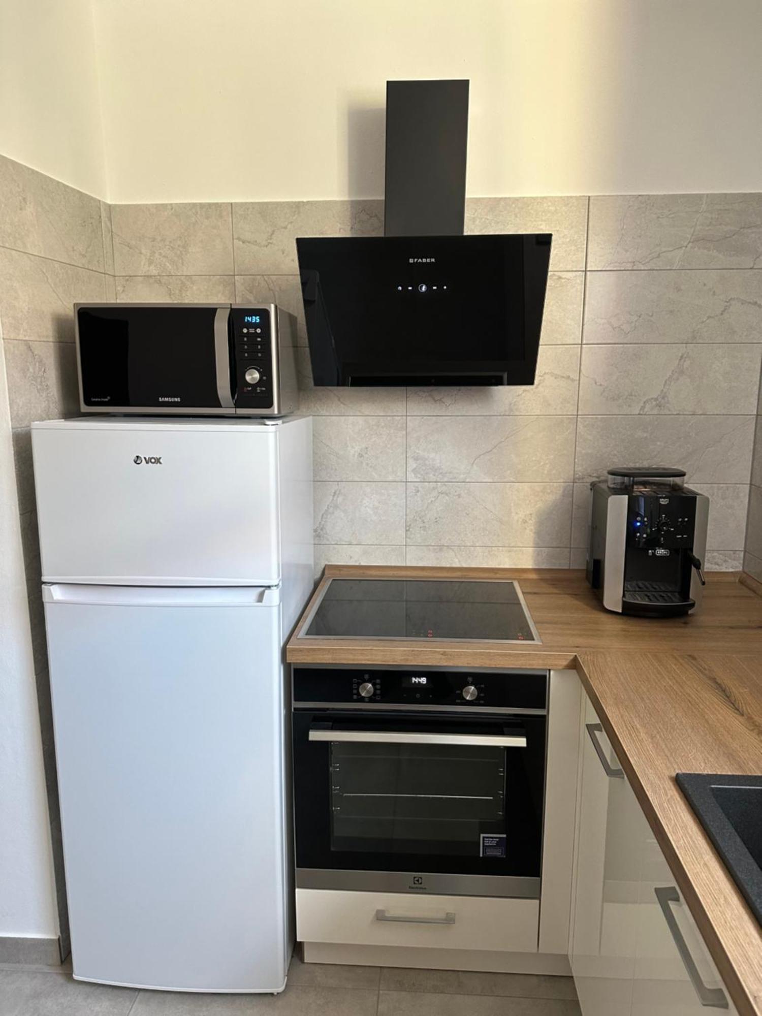 Apartma Anze Samec Dobravlje Екстериор снимка