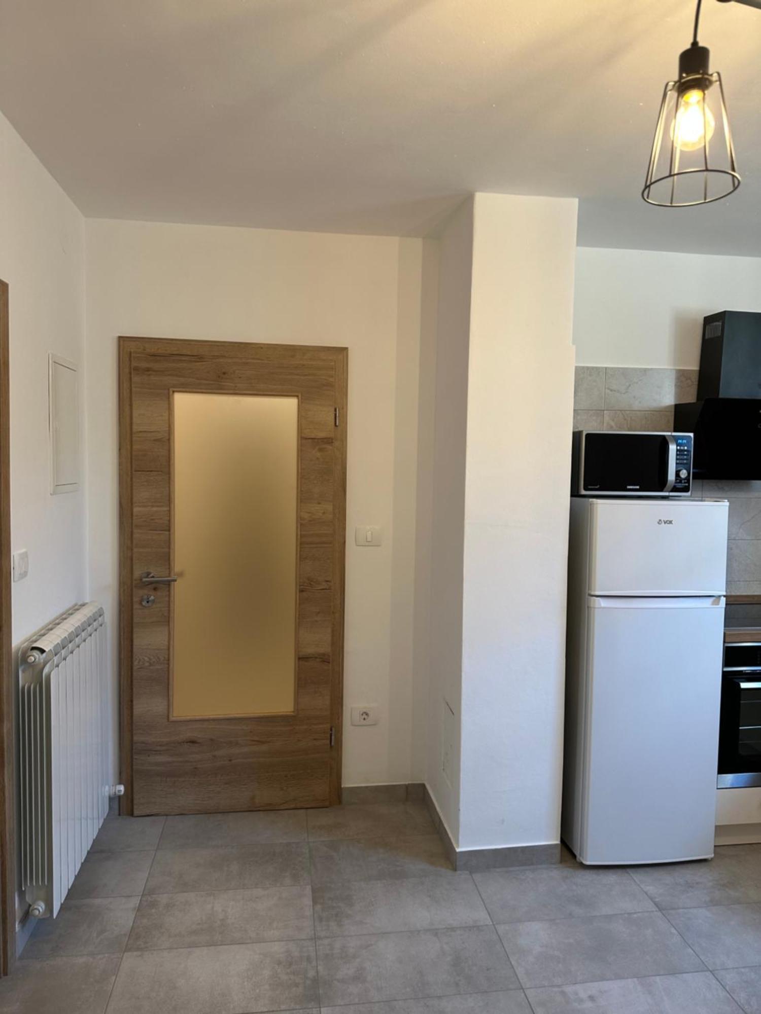 Apartma Anze Samec Dobravlje Екстериор снимка