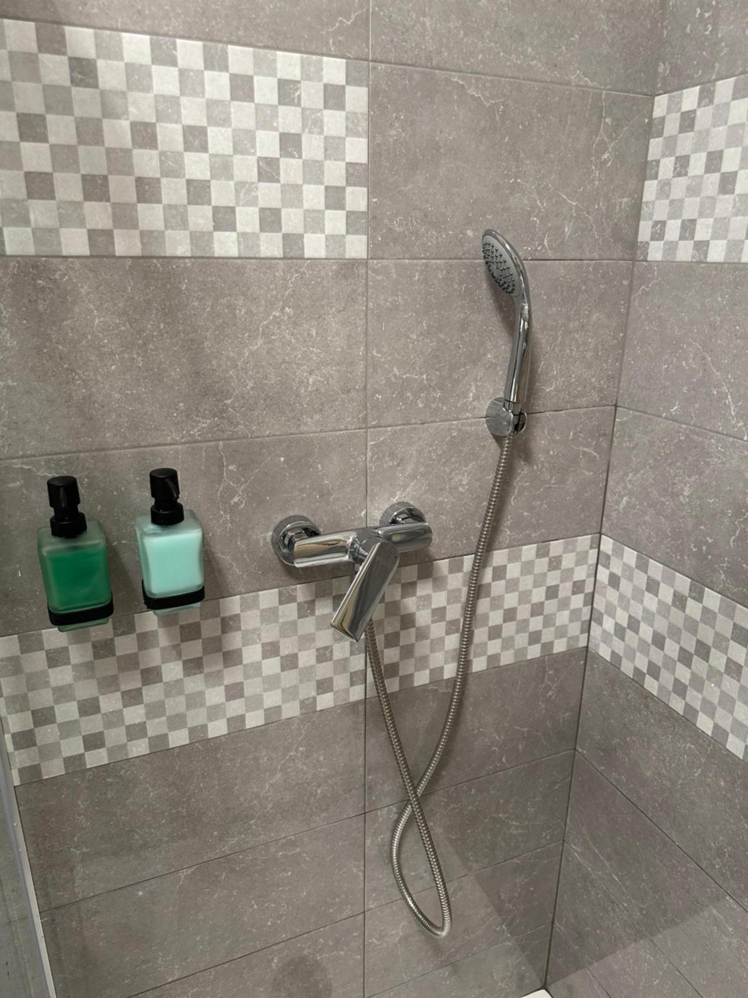 Apartma Anze Samec Dobravlje Екстериор снимка
