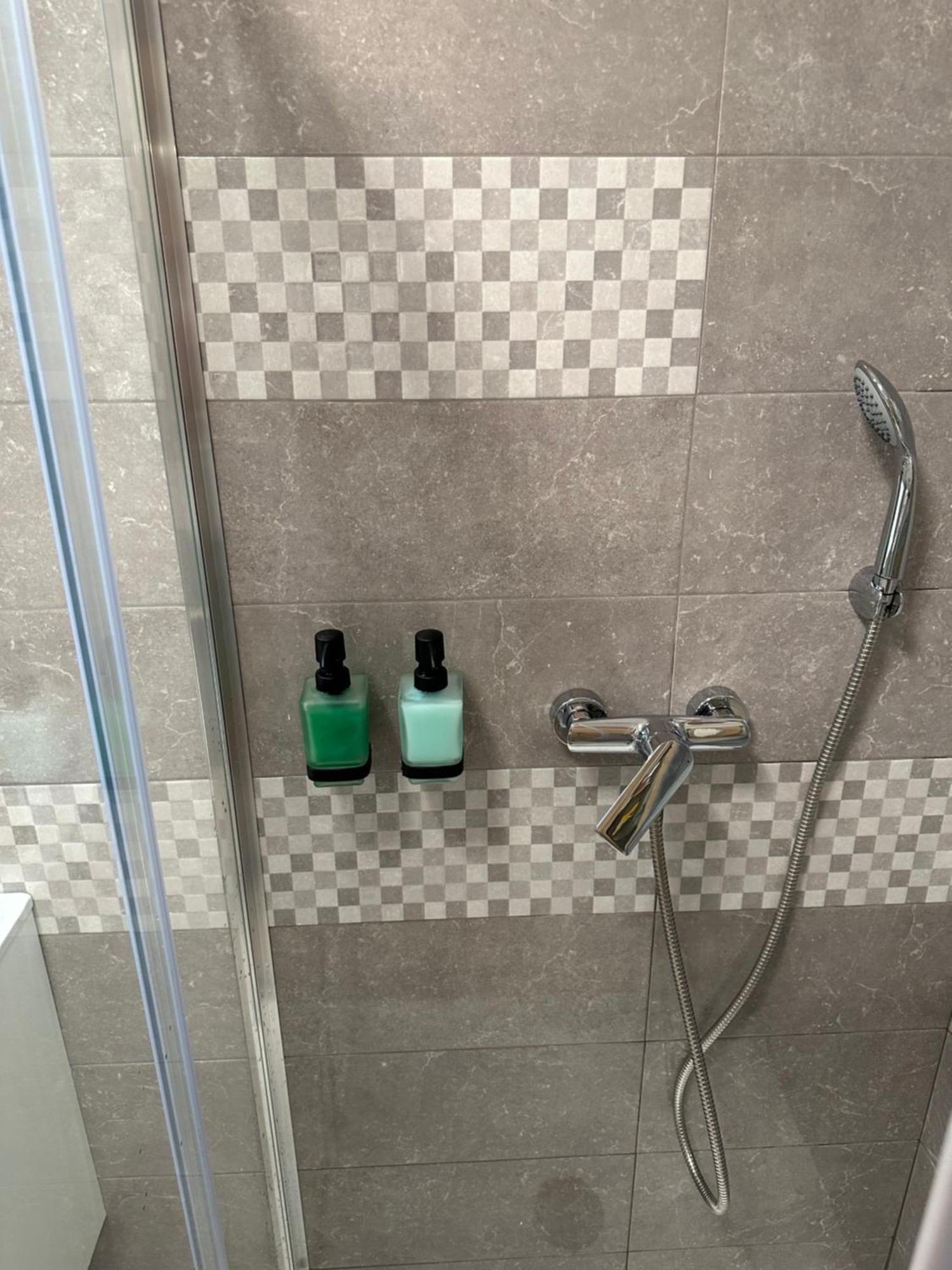 Apartma Anze Samec Dobravlje Екстериор снимка